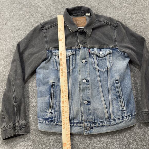 Levi’s Premium Denim Trucker Jacket Mens M Gray/Blue Colorblock Big E Distressed - Picture 6 of 12